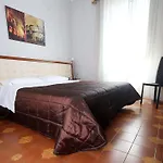 Roma Room Hotel 3*