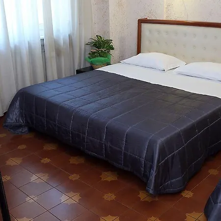 로마 룸 호텔 호텔 3*