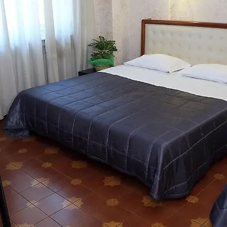 Roma Room Hotel 3* Рим