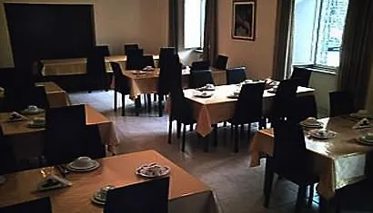 Roma Room Hotel 3*