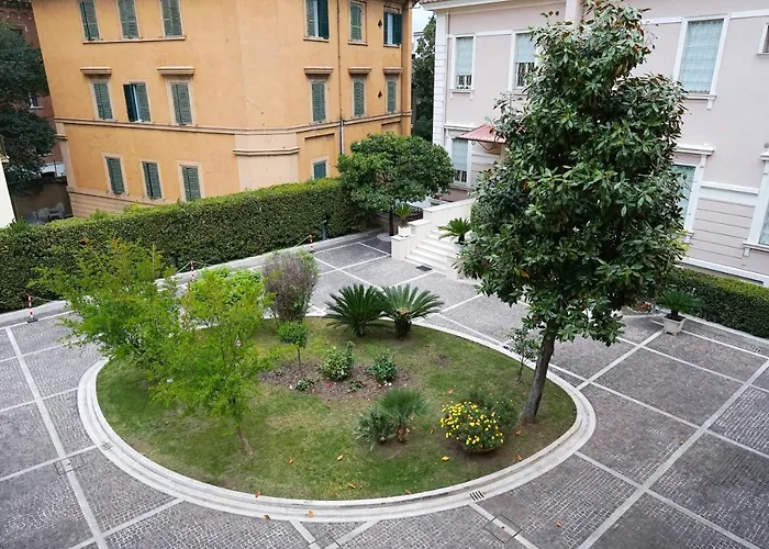 罗马客房酒店 3*