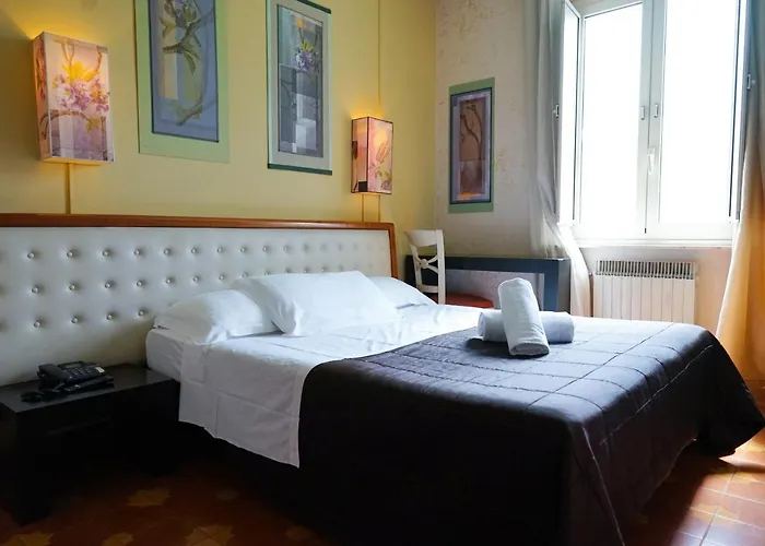 罗马客房酒店 酒店 3*