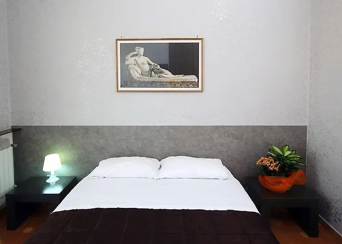 Roma Room Hotel Otel