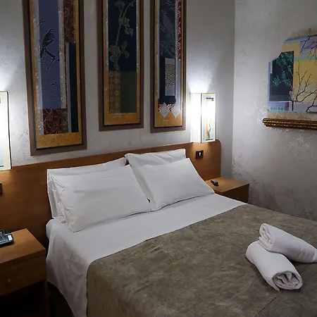 Roma Room Hotel 3* Rzym
