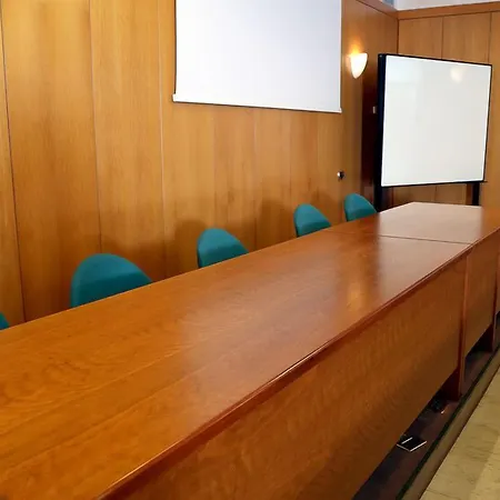 Roma Room Hotel Otel 3*