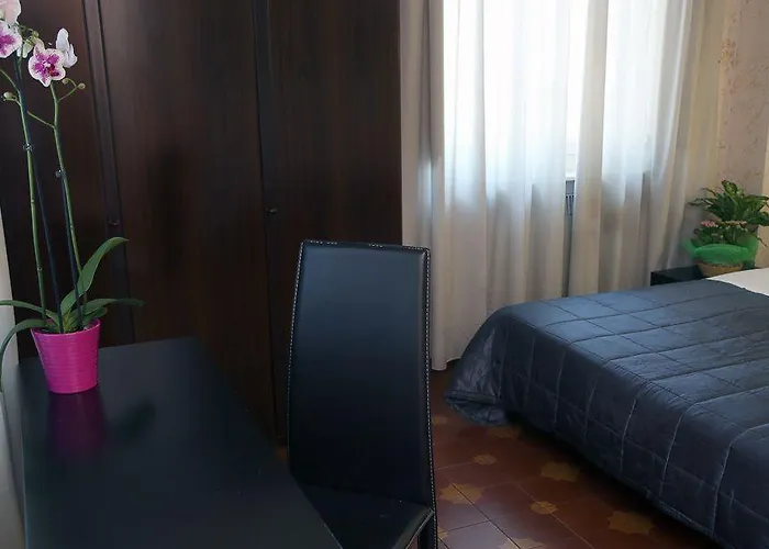 Roma Room Hotel Otel 3*